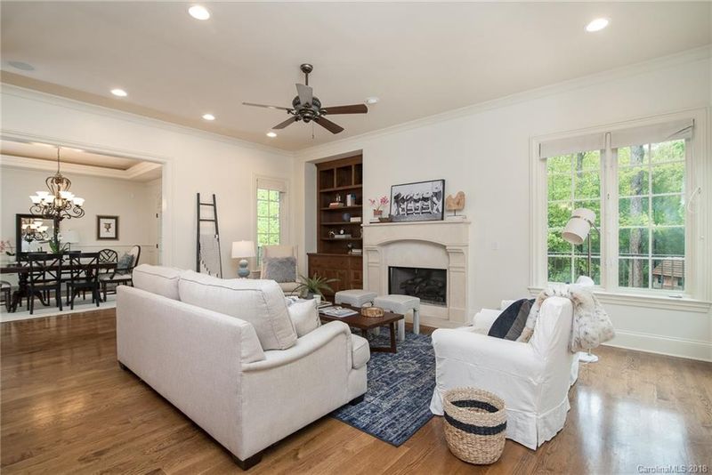 913 Arborfield Dr, Matthews, NC 28105