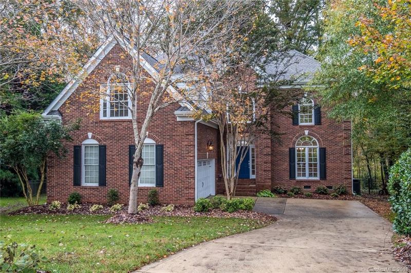 18846 Dembridge Dr, Davidson, NC 28036