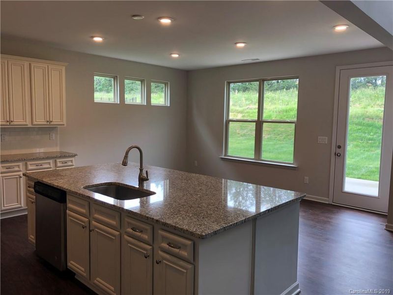 661 Iron Horse Ln #14, Midland, NC 28107