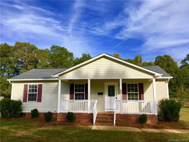 327 S Pink St, Cherryville, NC 28021
