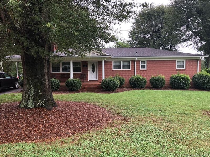 452 Roy Eaker Rd, Cherryville, NC 28021