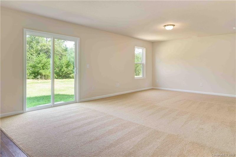 8330 Kneller St, Charlotte, NC 28215