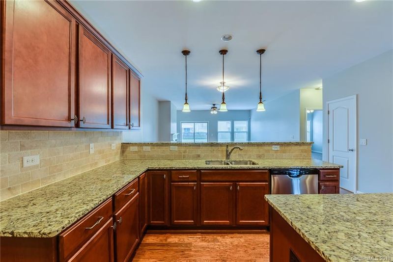 1515 Sunflower Field Pl, Matthews, NC 28104