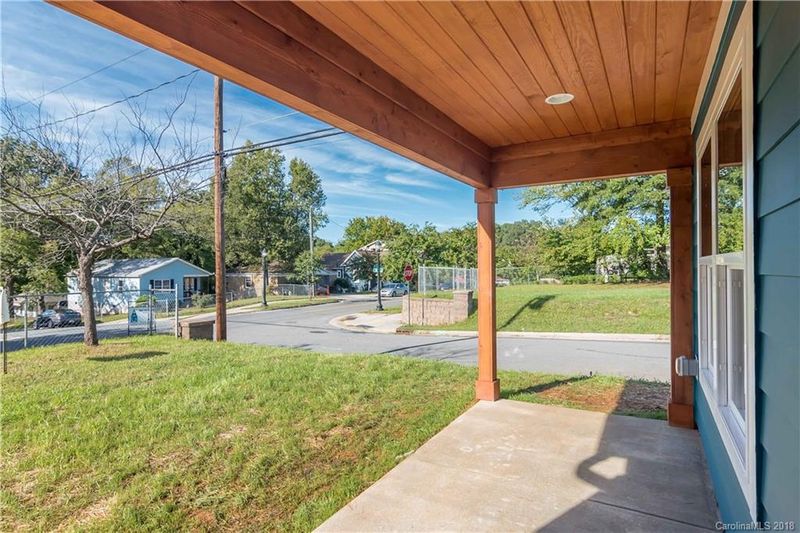 1422 Seigle Ave, Charlotte, NC 28205