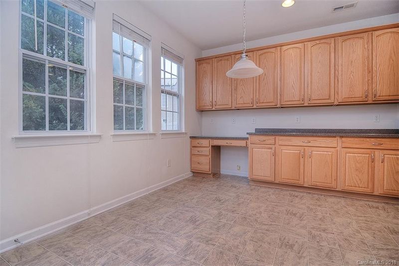 6410 Del Rio Rd, Charlotte, NC 28277