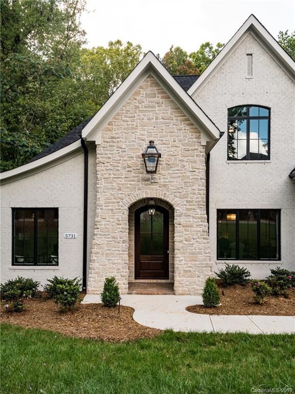 5731 Closeburn Rd, Charlotte, NC 28210