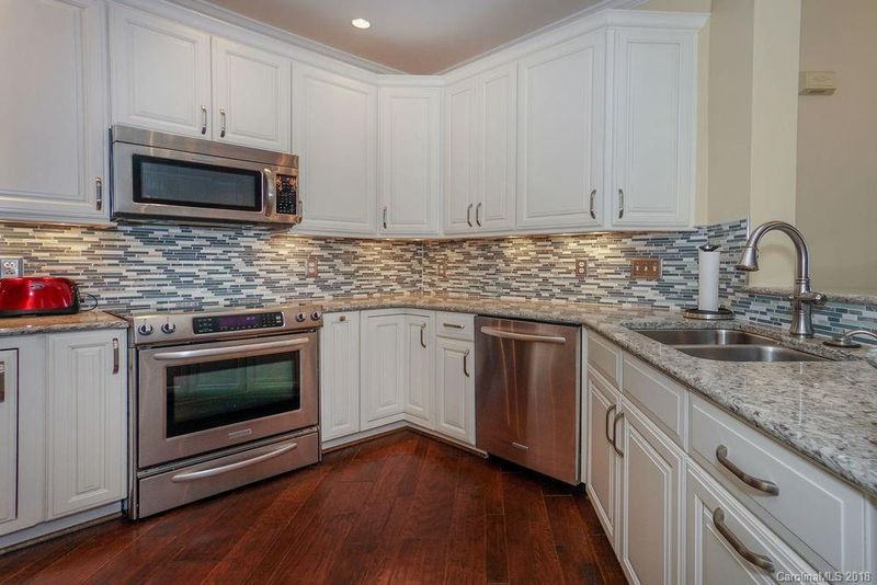 1331 Torrence Cir #1331, Davidson, NC 28036