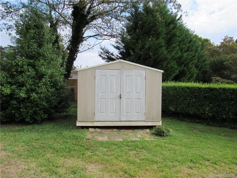 518 Thomas Trl, Gastonia, NC 28054
