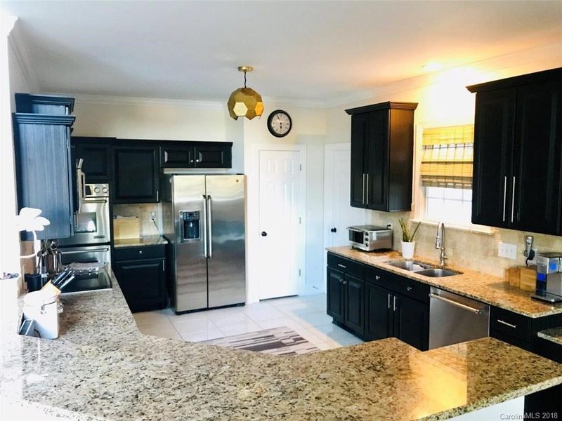 7801 Compton Ct, Charlotte, NC 28270