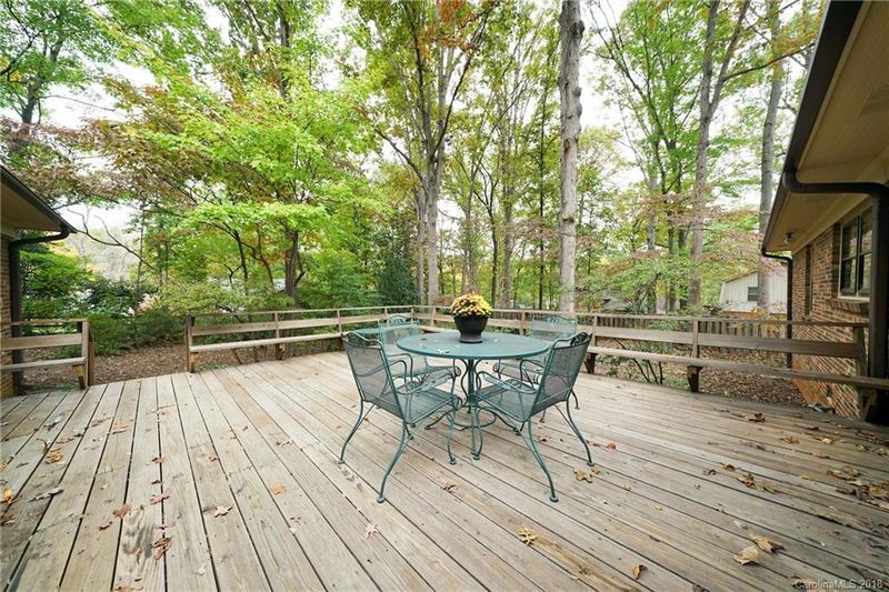 1009 Bearmore Dr #95, Charlotte, NC 28211
