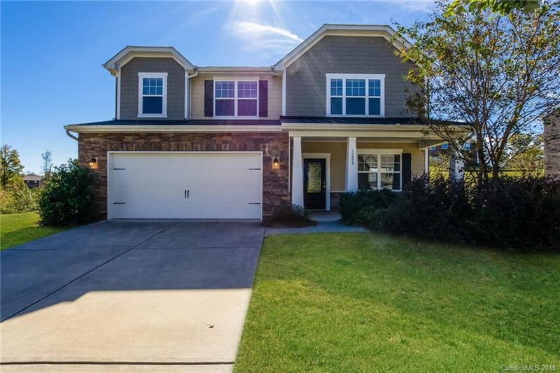 3208 Wicklow Ln, Gastonia, NC 28056