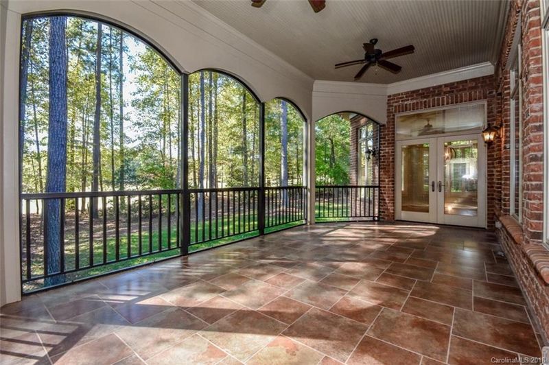 7696 Turnberry Ln, Stanley, NC 28164