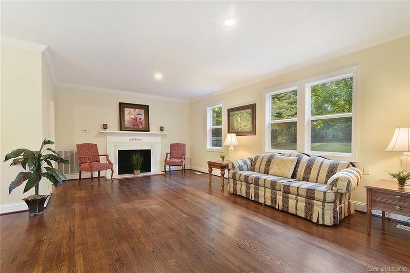 116 Patrick St, Gastonia, NC 28054