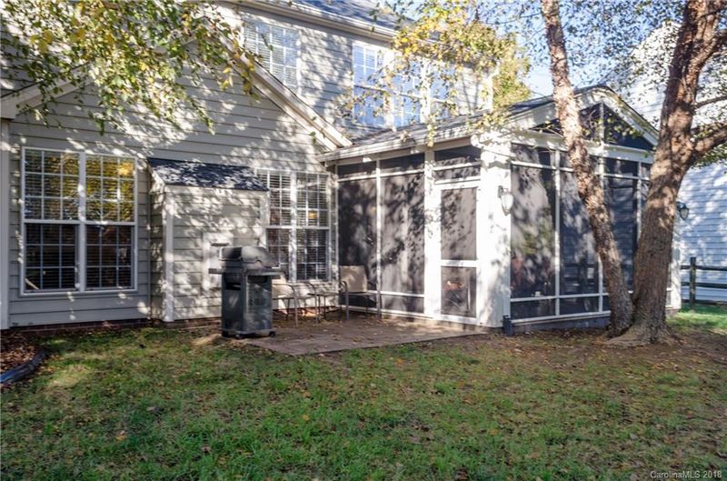 5567 Cambridge Bay Dr, Charlotte, NC 28269