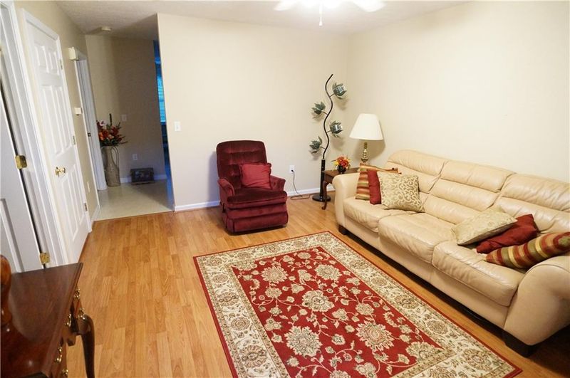 131 24th St NW, Hickory, NC 28601