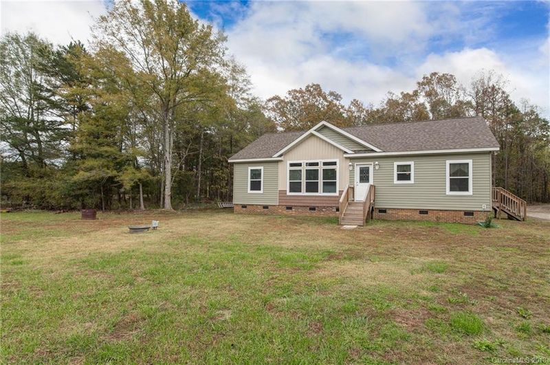 512 Simpson Rd, Indian Trail, NC 28079