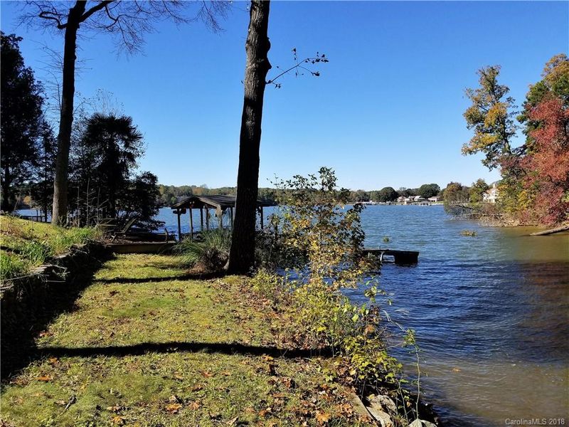 7740 Barry Ct, Sherrills Ford, NC 28673