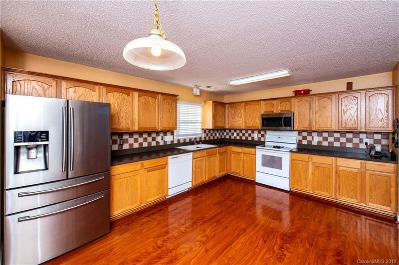 1507 Quail St #65, Charlotte, NC 28214