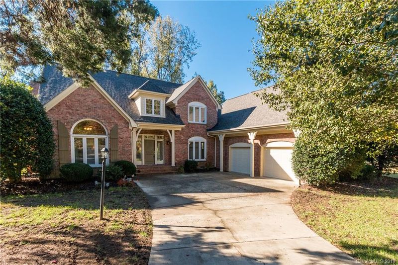 6412 Cedar Croft Dr, Charlotte, NC 28270