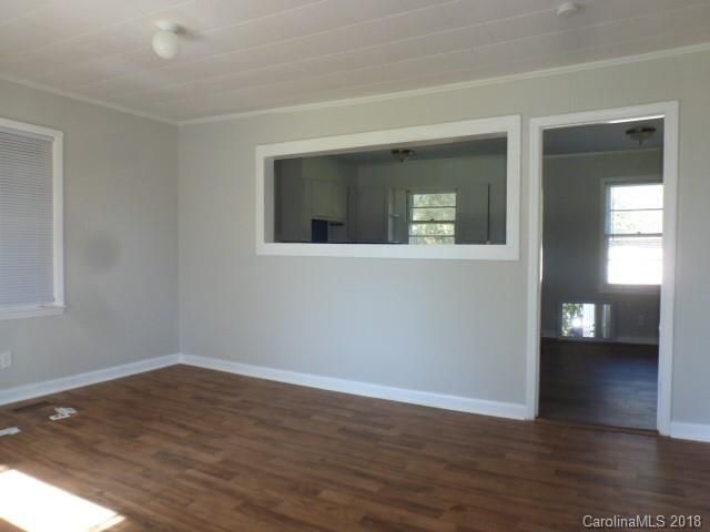 5474 William Martin Rd, Great Falls, SC 29055