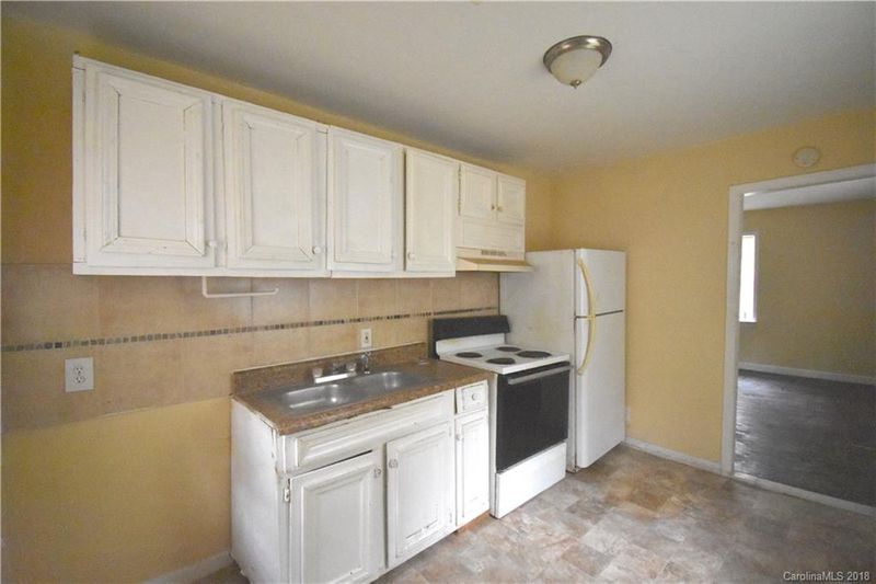 4026 Plato Cir, Charlotte, NC 28208