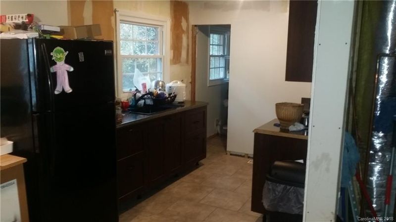 730 Merridale Dr, Charlotte, NC 28214