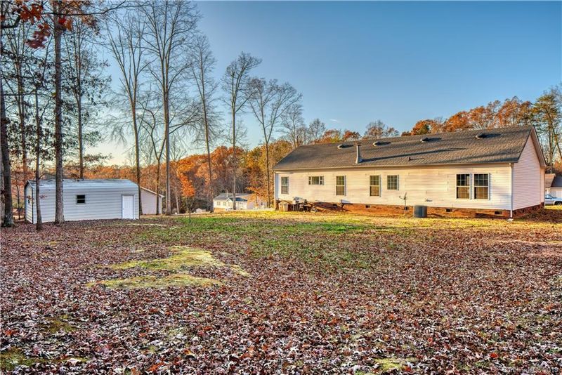 517 James C Ln, Dallas, NC 28034