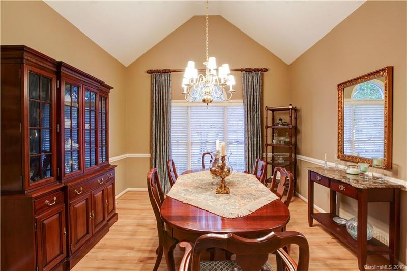 5933 Londonderry Ct, Concord, NC 28027
