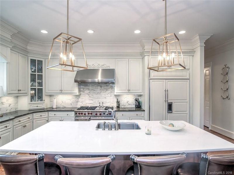 3811 Arbor Way, Charlotte, NC 28211