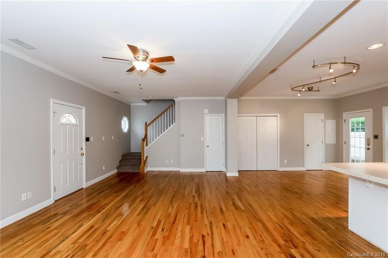 7004 Walnut Ridge Ct, Charlotte, NC 28217
