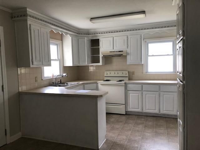 46 E Pine St, Maiden, NC 28650