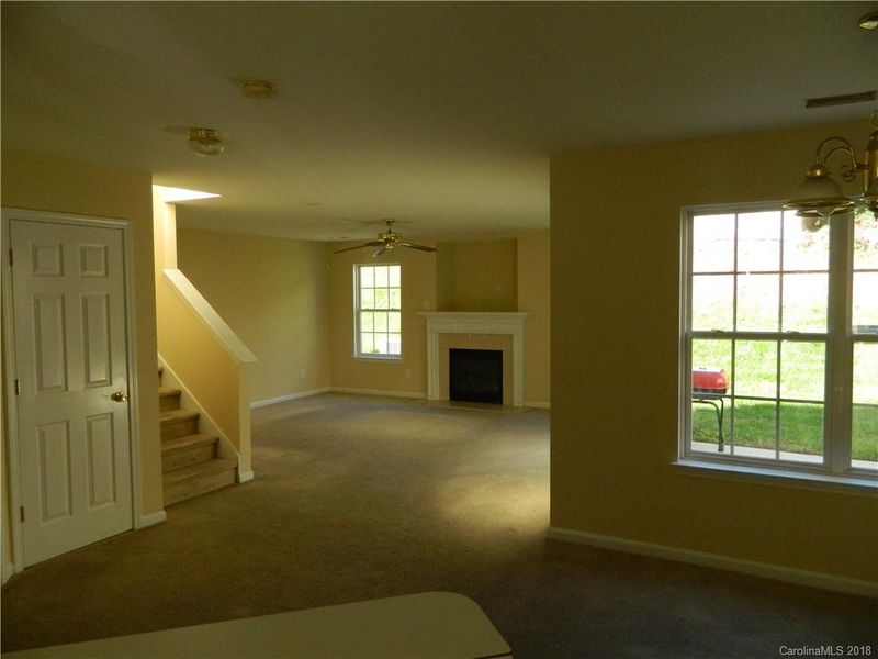 2122 Downing St, Charlotte, NC 28205