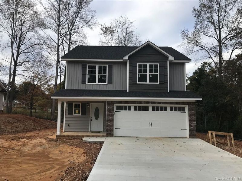 8715 Crestwood Dr, Mount Pleasant, NC 28124