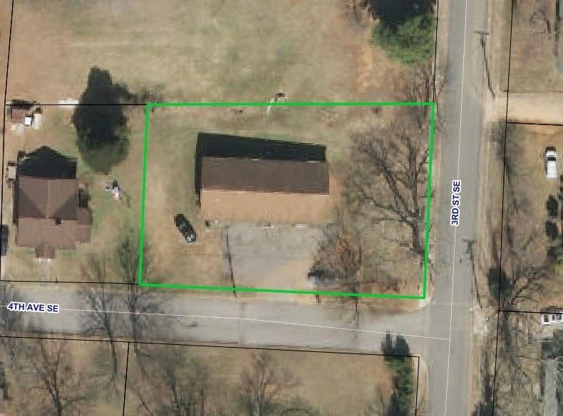 265 4th Ave SE, Hickory, NC 28602