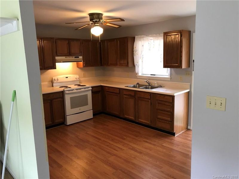 19525 Smith Cir, Cornelius, NC 28031