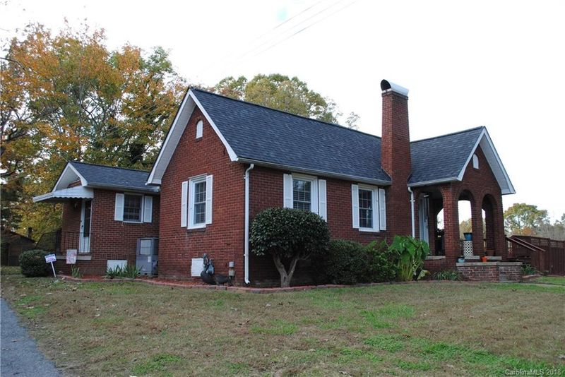 301 Spring Garden Ave, Kannapolis, NC 28081