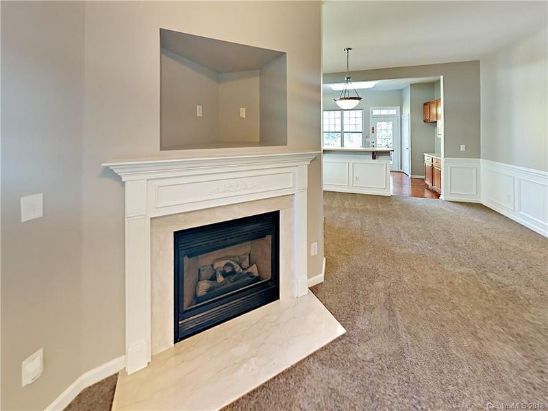 8622 Brookings Dr, Charlotte, NC 28269