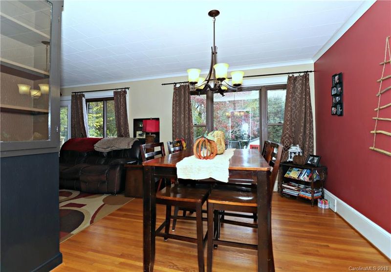 564 Hillandale St NE, Concord, NC 28025