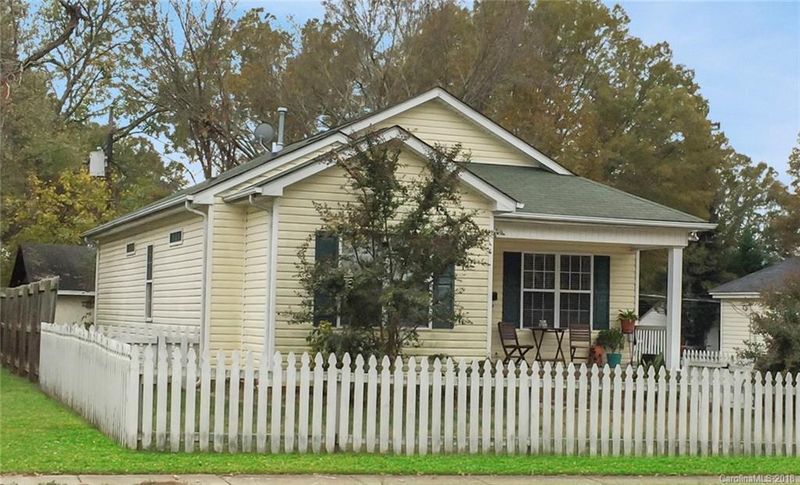 805 W C St, Kannapolis, NC 28081