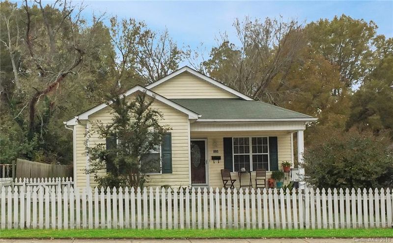805 W C St, Kannapolis, NC 28081