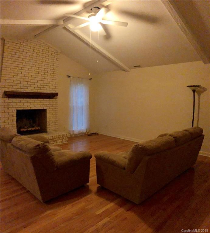 21219 Pine Ridge Dr, Cornelius, NC 28031
