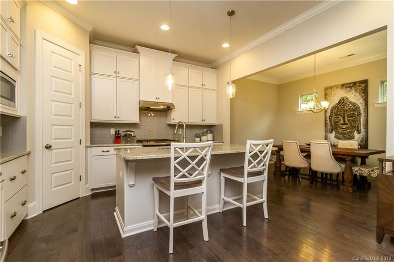 3344 Northampton Dr #103, Charlotte, NC 28210