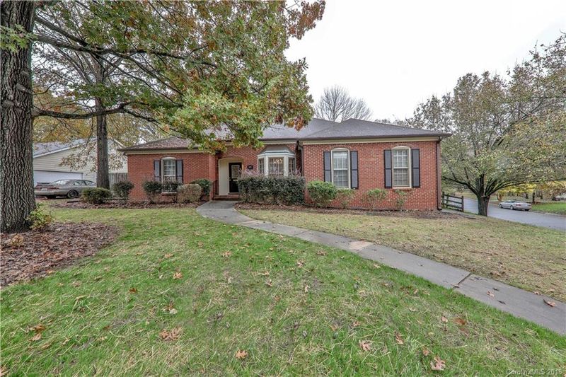 4619 Ovington Cir, Charlotte, NC 28226