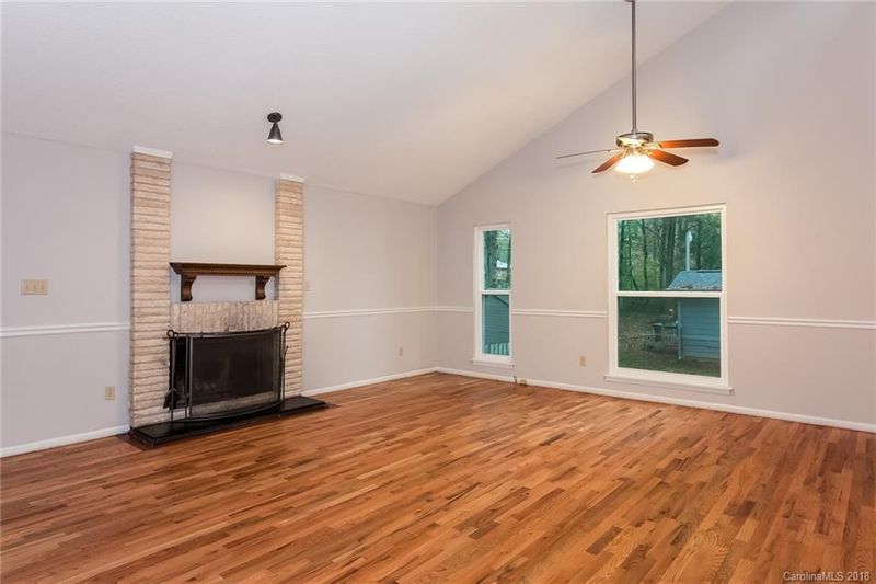 8301 Barncliff Rd, Charlotte, NC 28227