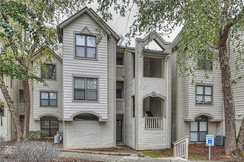 18817 Nautical Dr #102, Cornelius, NC 28031
