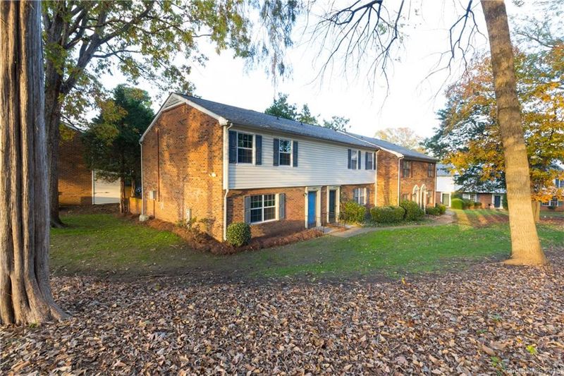 10913 Park Rd, Charlotte, NC 28226
