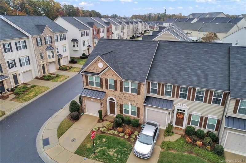 4703 Mount Royal Ln, Charlotte, NC 28210