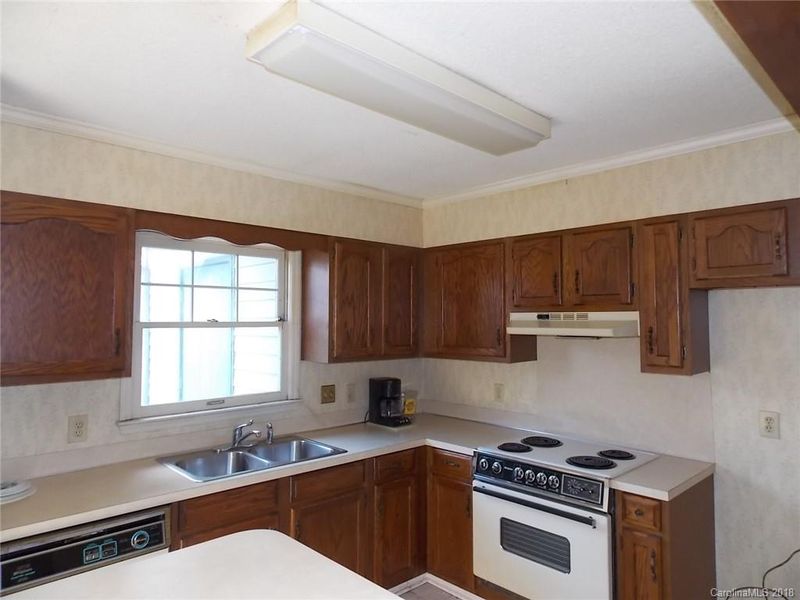 579 Cedar Villa Dr, Rock Hill, SC 28730