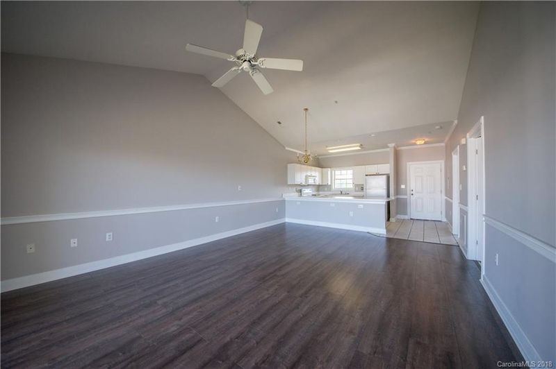 8977 Meadow Vista Rd, Charlotte, NC 28213