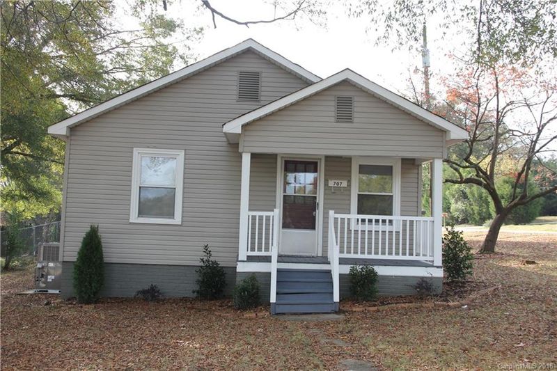 707 Briarwood St, Kannapolis, NC 28081